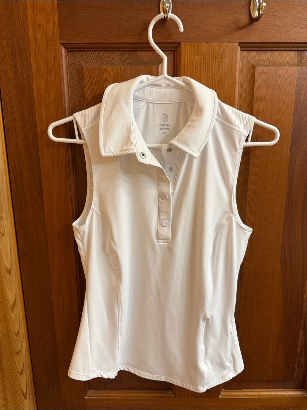 NWOT MPG golf shirt